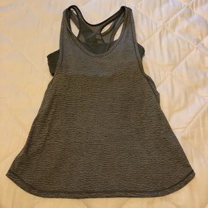 Lululemon 4 gray tank